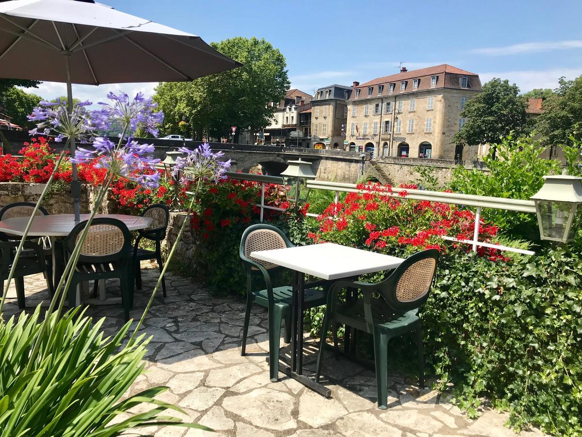 Hotel Des Bains Figeac Exteriér fotografie