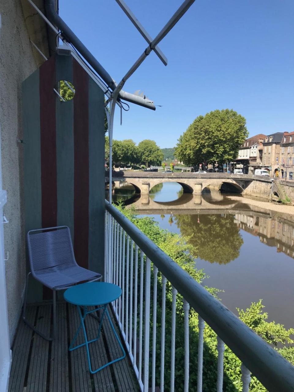 Hotel Des Bains Figeac Exteriér fotografie
